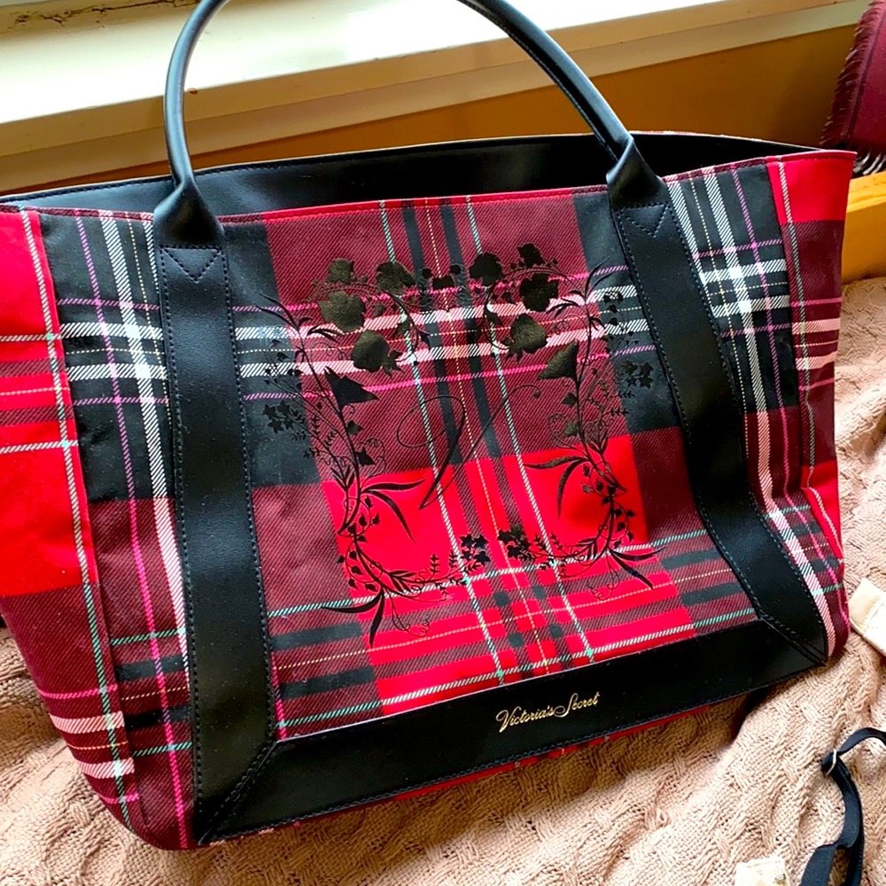 Victoria Secret Tote Bag - US OS - $25